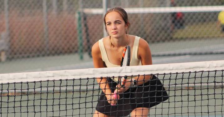 Is Catawba County a high school tennis hotbed? 37 Hickory-area players qualify for regionals