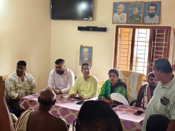 Bhubaneswar Development Authority holds Gram Sabha for new CDP Road project