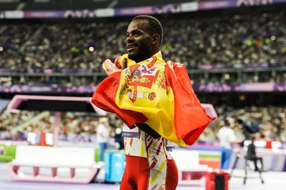 Otro oro para Pineda: ahora en los 400m del Mundial de Australia