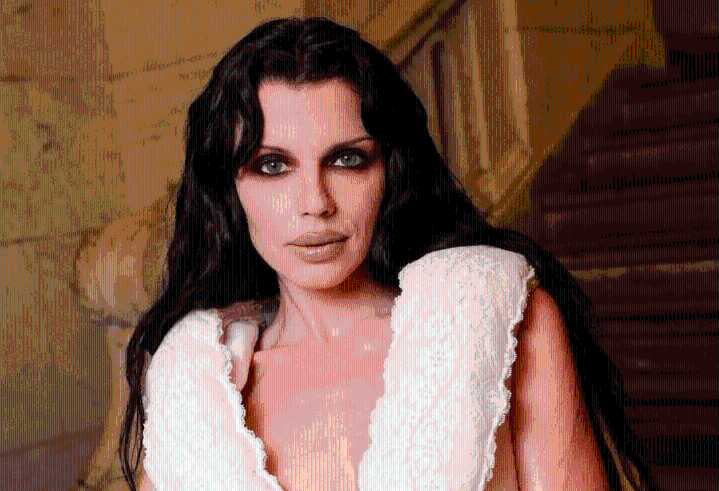 Julia Fox Joins Thriller 'Loser' From Radio Silence (EXCLUSIVE)