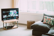 Cómo convertir cualquier televisor en un Smart TV con Chromecast