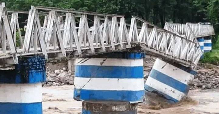 West Bengal’s Darjeeling Devastated by Deadly Landslides: 20 Killed, Dozens Trapped Amid Relentless Rains