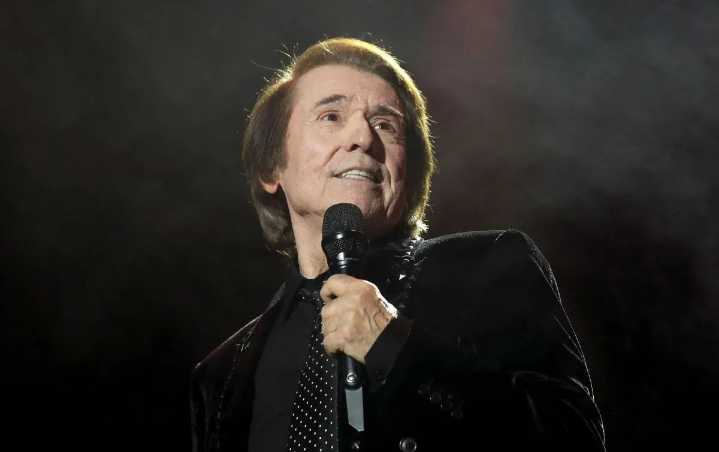 Raphael anuncia conciertos en México tras problemas de salud