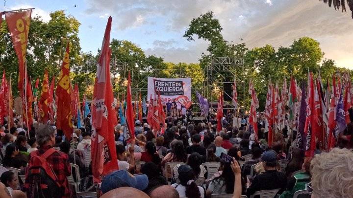 Acto de cierre: los discursos de la izquierda frente a la Embajada de EE.UU