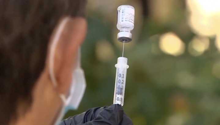 Cold and flu season is here, local doctors are seeing early flu cases and recommend people get the flu shot