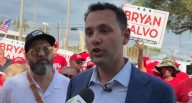 Candidato en Hialeah, Brian Calvo, promete cruzada contra el lavado de dinero y la influencia comunista