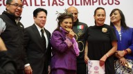 Brugada reconoce a atletas olímpicos y anuncia reformas para promover el deporte