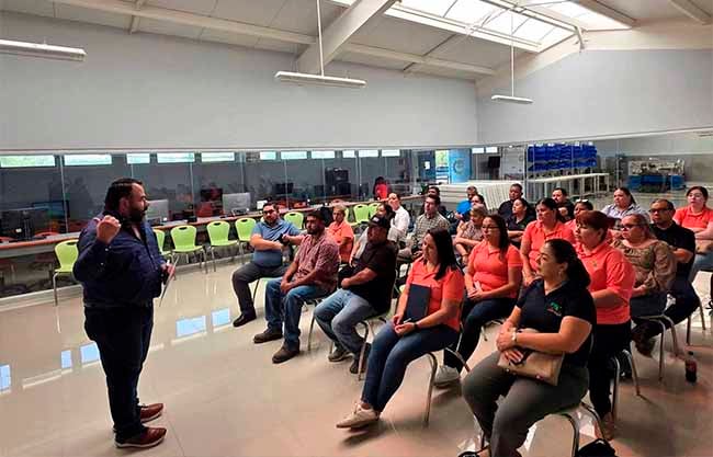 Nombran nuevo director del Cecytec Acuña