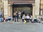 Teruel vive hoy una jornada de arte y solidaridad con el II Encuentro Solidario de Sketchers (Video)