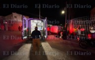 Motociclista pierde el control e impacta contra poste