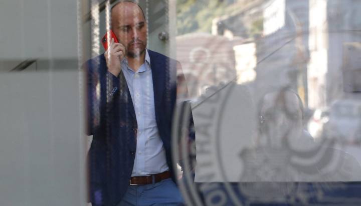 Diputado Longton se enfrenta al Gobierno por "insuficiente" presupuesto para la Contraloría: "Espero que recapaciten"