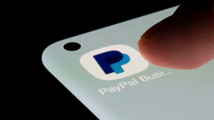 Users of payment apps PayPal and Venmo faced outages