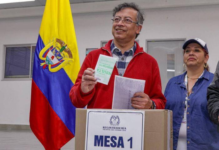 Petro denunció “desastre” de la Registraduría durante jornada de votación del Pacto Histórico
