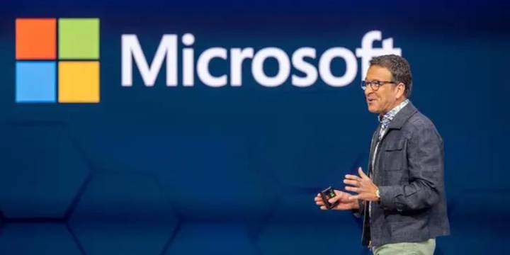 Microsoft nombra nuevo CEO de su división comercial para competir mejor en la carrera de la IA
