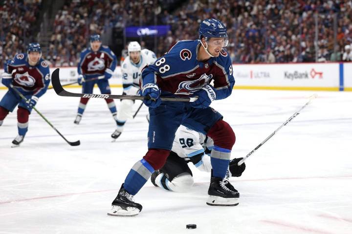 Martin Nečas re-signs with Avalanche for 8 years, $11.5 million AAV — Here's how it got done