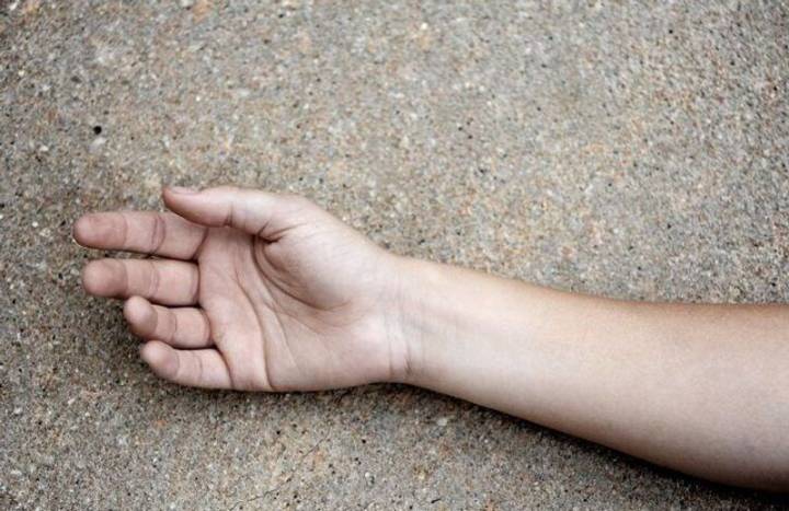 Woman killed in Raigad’s Tamhini Ghat as boulder smashes through sunroof