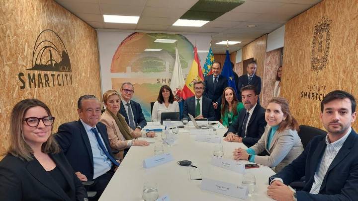 La Comisión Europea escucha los argumentos de Alicante para convertirse en Capital de la Innovación