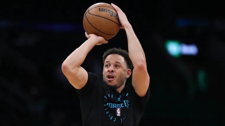 Warriors' Seth Curry jersey number pursuit involves brother Steph and some money
