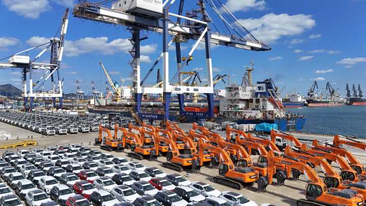 China manufacturing slump deepens to 6-month low in October, as PMI misses estimates