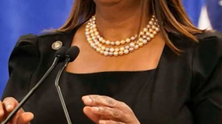 ‘Truly shocking’: Tapper weighs in on New York AG Letitia James indictment