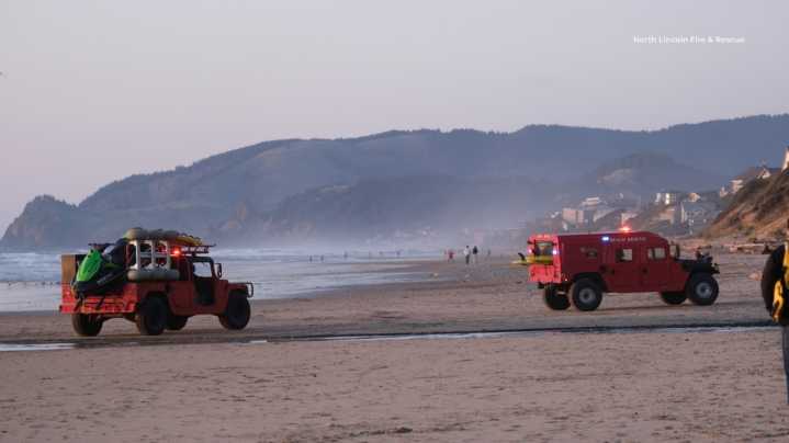 Woman dead after sneaker wave hits Siletz Bay near Lincoln City