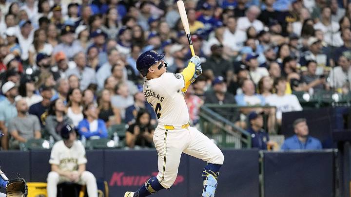 Brewers strike first with William Contreras NLDS Game 5 homer