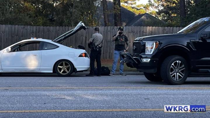 Two arrested after drug chase in Mobile