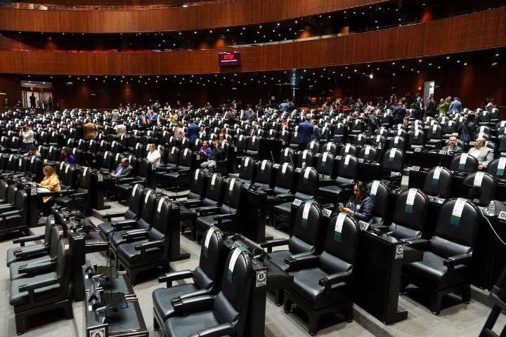 Habrá descuentos y bajas para diputados que falten