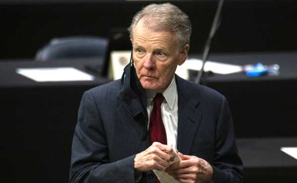 Ex-Illinois House Speaker Madigan reports to federal prison