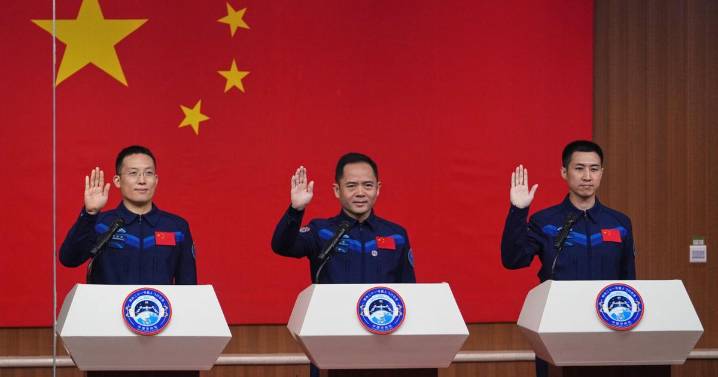 China planea llevar astronautas a la Luna para 2030