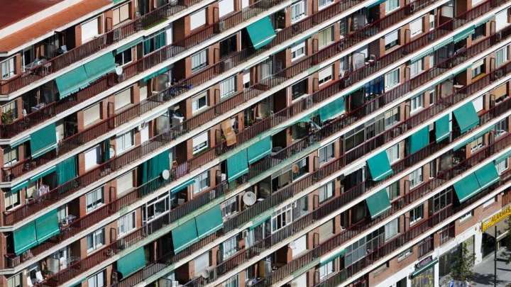 Fondos y promotoras preparan la venta de más de 30.000 viviendas en alquiler en España por 5.000 millones de euros