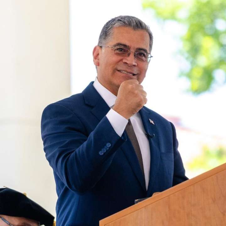 Por la defensa de California