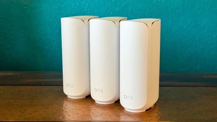 Netgear Orbi 370 Review: Affordable Wi-Fi 7 Mesh That Doesn’t Suck