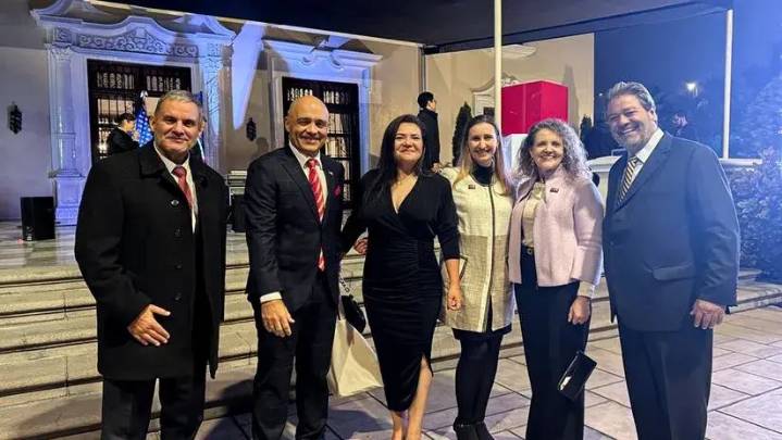 Visit USA Perú fortalece alianza con la Embajada de EE. UU. y amplía su proyección en turismo, educación y comercio