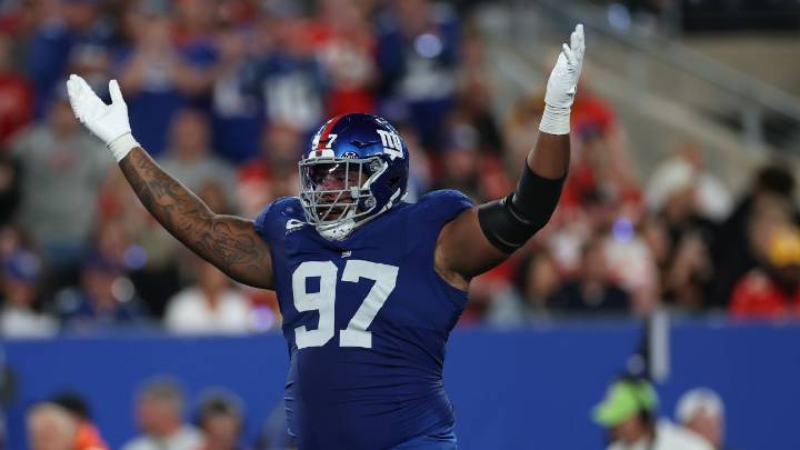 Dexter Lawrence rips Carl Banks for 'delusional' comments