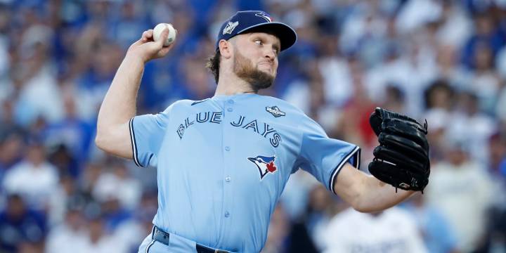 Trey Yesavage sets multiple World Series records in Game 5