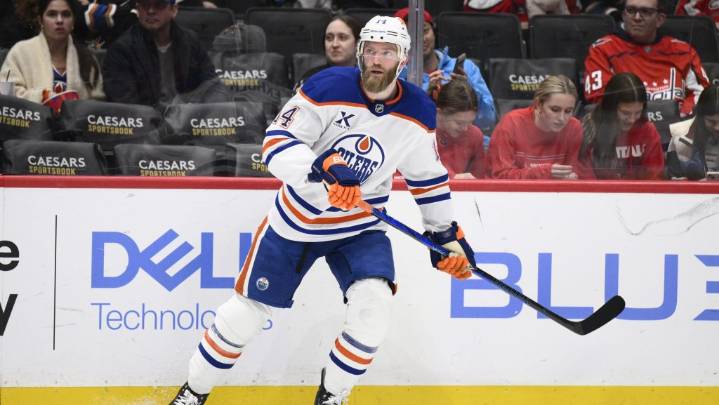 Edmonton Oilers sign Mattias Ekholm to three-year contract extension