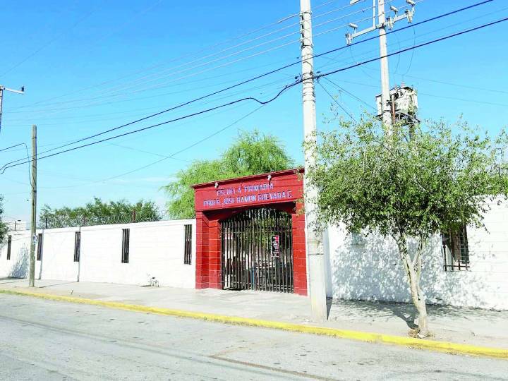 Debate por agresión de alumno de cuarto grado a maestra