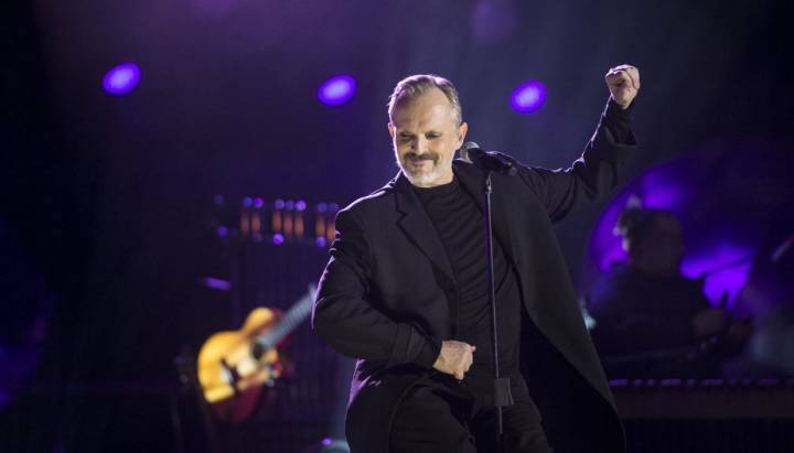 ¡Miguel Bosé vuelve a Chile luego de 8 años! El artista español anunció doble concierto en el Movistar Arena