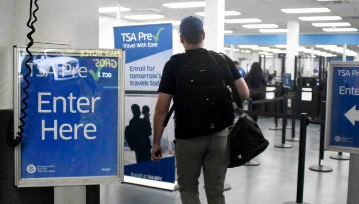 Hollywood Burbank Airport will have no air traffic controllers this evening, FAA warns