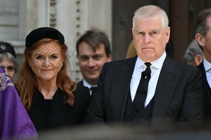 Cele|bitchy | There’s now mainstream political pressure to evict Prince Andrew from Royal Lodge