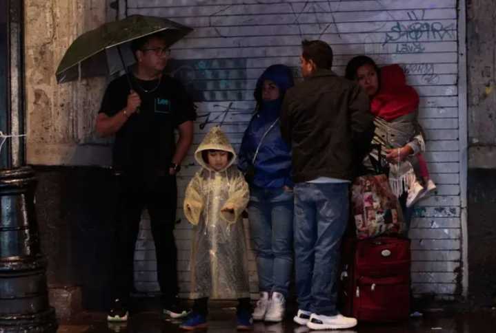 Por nueve frente frío alerta SMN de lluvias fuertes en México