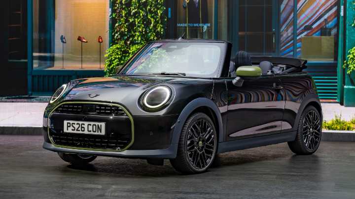 Mini Reveals Paul Smith Edition at Japan Mobility Show 2025