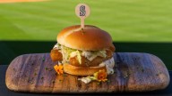 Mariners unveil 4 new menu items for ALCS at T