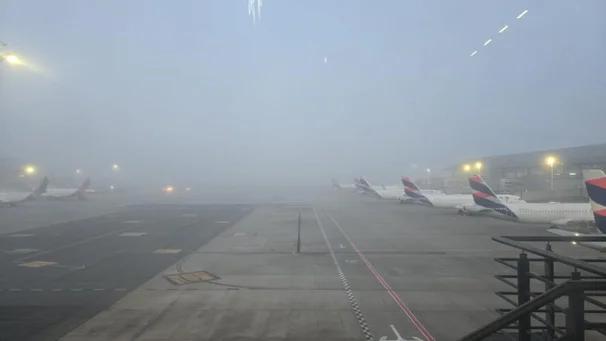 Neblina detiene vuelos en El Dorado
