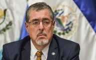 El presidente de Guatemala denuncia un intento de 'golpe de Estado' instigado desde la Fiscalía
