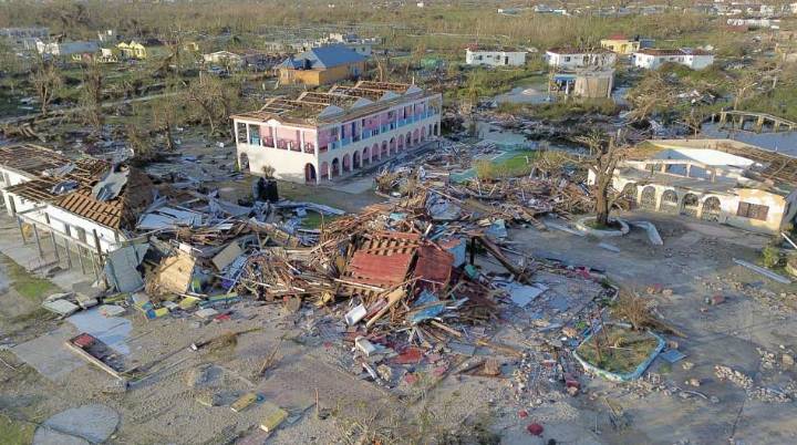 Cancillería mantiene comunicación con 32 peruanos afectados por el huracán Melissa en Jamaica