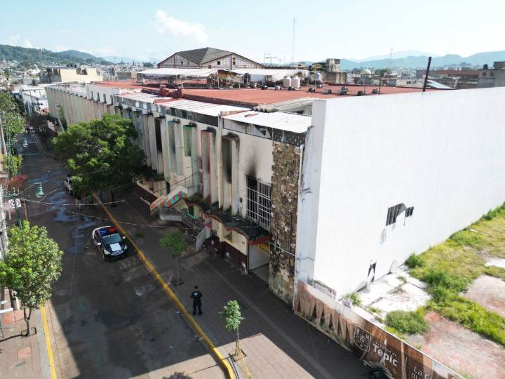 Investiga Fiscalía de Nayarit incendio en el mercado Juan Escutia