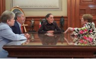 Presidenta de México conversa con Bachelet sobre América Latina