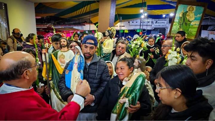 San Judas Tadeo, santo con gran devoción en Tulancingo; fieles le llevan Mañanitas y mandas